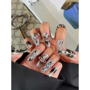 Planet Fire Press on Nail, Diseño de Uñas Único para un Look Elegante - Product Image 4