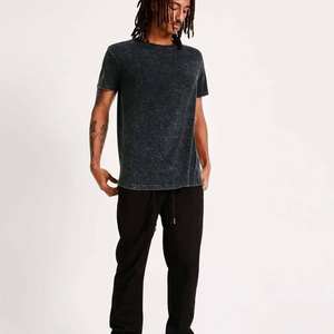 T-shirts vierges en jersey grande taille délavés à l'acide de haute qualité pour hommes, coupe classique, col rond, vente en gros, personnalisables - Product Image 2