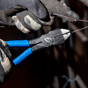 Set di Utensili Manuali per Uso Domestico con Pinze e Chiavi in Valigetta ABS, Set di Chiavi a Bussola per Manutenzione Elettrica Certificato GS - Product Image 3