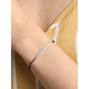 กำไลข้อมือเงินแท้ประดับลูกปัดละเอียดแบบมังกัลสุตร - Product Image 4