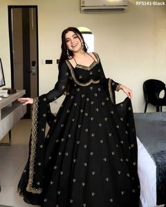 Vestido Anarkali de georgette de lujo para mujer, con bordado de zari, detalles de lentejuelas, ropa festiva para bodas, largo y acampanado, estilo étnico. - Product Image 2