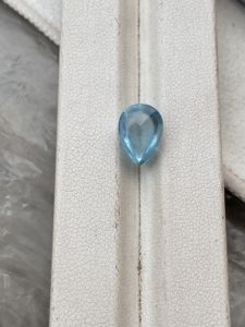 พลอยคาโบชอนทรงลูกแพร์พลอยสีฟ้าน้ำทะเล3.76กะรัต - Product Image 4