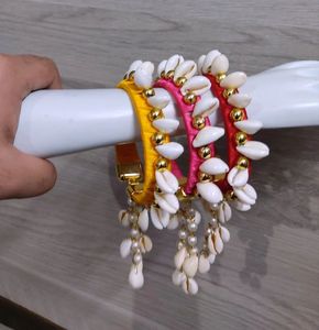 ชุดสร้อยข้อมือเปลือกหอย20ชิ้นกำไลข้อมือ Kade Hathphool สำหรับเพื่อนเจ้าสาวของชำร่วยงานแต่งที่ดีที่สุดของขวัญคืนสำหรับแขกผู้หญิง - Product Image 2