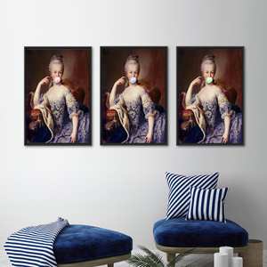 Marie Antoinette Bubble Gum: Elegante impresión en lienzo de estilo rococó francés, 3 piezas: con marco negro - Product Image 1