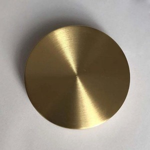 2024 Design de luxe métal presse-papier décoration de table Unique pour la bibliothèque scolaire de bureau à domicile à la main en Inde - Product Image 4