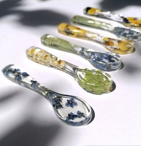 VERTIDOR DE RESINA VIBRANTE HECHO A MANO 100% Juego de servidores de ensalada de resina para uso doméstico y hotelero Incluye cuchara de helado Servicio de ensalada - Product Image 4