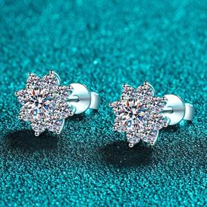 Boucles d'oreilles fleur en argent sterling 925 Moissanite - Product Image 4