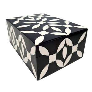 Best Selling High Quality Polished Sustainable Rectangle Shaped Handmade <b>Wooden</b> <b>Box</b> Customized Packaging for Home Decor <b>Gifts</b> - Product Image 1