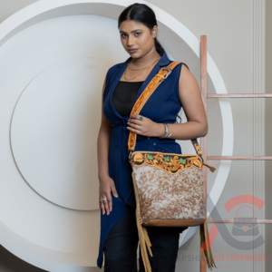 Bolso bandolera de cuero con flecos a mano para mujer, bolso de cuero genuino con herramientas florales, novedad - Product Image 1