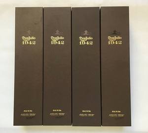 Lote de 6 Botellas Originales de Tequila Premium Don Julio 1942 de 50cl y 70cl en Venta - Product Image 4