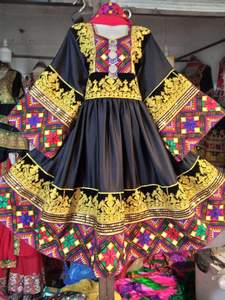 Robe de fête traditionnelle de style ethnique, robe de style africain et vintage, de la célèbre Banjara d'oman et du Pakistan - Product Image 4