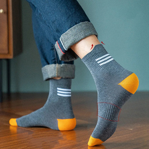 Wholesale Custom Design Youth Men's Medium <b>Tube</b> Boneless Cotton Knitted Crew Socks with Cuff Logo - Product Image 1