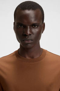 เสื้อยืดลำลองสำหรับผู้ชายสีพิเศษออกแบบได้ตามที่ต้องการมีโลโก้ด้านหน้า - Product Image 2