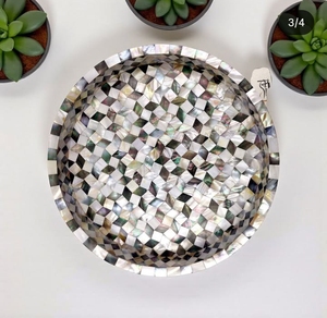 Plateaux ronds en nacre de luxe fabriqués à la main Nouveau design Service et décoration Maison Vente en gros du fournisseur indien - Product Image 5