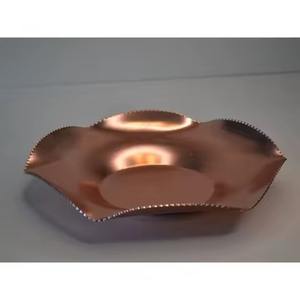 Bol en cuivre de qualité supérieure pour la décoration de la cuisine et le service des repas, ajoutant une touche rustique et chaleureuse à toute pièce ou à toute table - Product Image 2