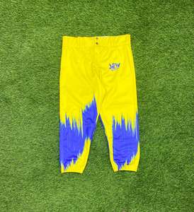 Pantalons de softball pour femmes athlétiques, fabriqués avec des impressions sublimées et des coutures durables, parfaits pour les joueurs de softball rapide à la recherche de confort - Product Image 1