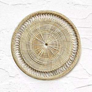 Mantel individual de ratán artesanal bohemio Sisu, alfombrillas y almohadillas elegantes - Product Image 6