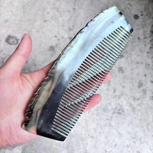 Peine de Cuerno Natural Pulido de Primera Calidad, Hecho a Mano, Duradero, para el Cuidado del Cabello y la Barba, para Hombres y Mujeres - Product Image 2
