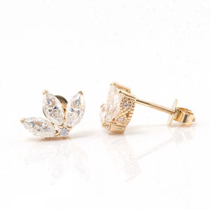 Marquise Cut Shape Lab Grown Diamond Stud Pendientes Hinojo Flor Pétalos Minimalista Joyería Stud Pendientes - Product Image 3