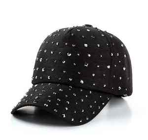 Logos personnalisés de haute qualité imprimés par décharge sur tissu maillé avec strass brillants - Product Image 1