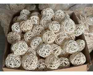 Bola de mimbre hecha a mano con acabado de material natural Bola de mimbre adecuada para manualidades DIY fiesta o tienda decoración exportación a granel - Product Image 6