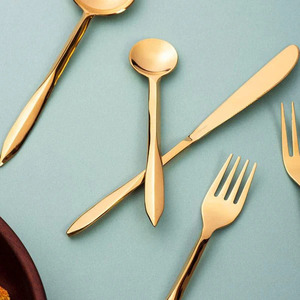 Cubiertos de acero de alta calidad, nuevo diseño, juego de cubiertos de acero inoxidable de alta calidad, juego de platos de cuchara con patrón de fruta para el hogar - Product Image 2