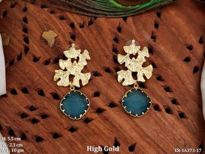 ต่างหูทองโบราณอันหรูหราเครื่องประดับชาติพันธุ์ทำด้วยมือแบบดั้งเดิมของอินเดียเหมาะสำหรับงานแต่งงานเทศกาลและงานปาร์ตี้ - Product Image 5