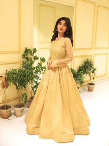 Vestido elegante con adornos dorados de Anarkali, vestido de noche y atuendo de graduación al por mayor - Product Image 6