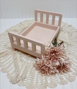 Precio al por mayor Accesorios de fotografía recién nacido Cama pequeña de madera Luna llena Bebé Cien días Disparos Cama auxiliar - Product Image 2