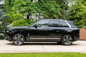 รถโรลส์-รอยซ์ คัลลิเนียน ปี 2022 มือสอง สภาพดีเยี่ยม พร้อมส่ง - Product Image 3