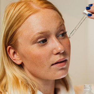 Premium 30ml Shine-<b>Free</b> <b>Oil</b> Control Serum Help to Control Excess <b>Oil</b> & Maintain a Smooth Clear Complexion - Product Image 6