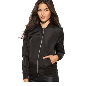 Chaqueta de satén transpirable con parche bordado Transpirable Sustaibale Vintage Collage Silk Varsity Jacket Lettermen - Product Image 5