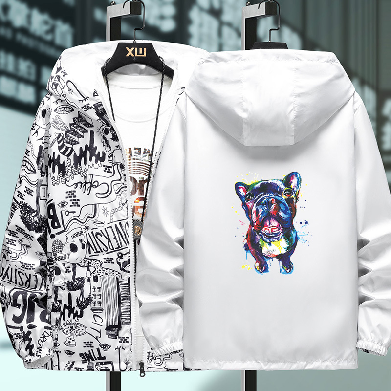 Chien coloré blanc