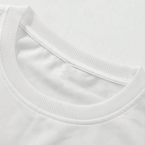 Jogger acampanado gris claro personalizado y Camiseta con estampado gótico blanco Conjunto de ropa de calle de 2 piezas para hombres con cintura con cordón y tela transpirable - Product Image 4