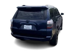 Toyota 4Runner SR5 SUV automatique 2020, sièges en cuir, phares à LED, toit ouvrant - Product Image 4