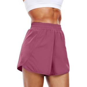 Shorts de sport Bermuda pour femmes pour le yoga athlétique, la course à pied, avec tissu respirant et poche latérale - Product Image 6