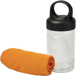 Serviettes de sport rafraîchissantes personnalisées Remy, gadgets personnalisables - Product Image 3