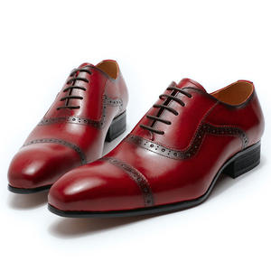 Chaussures habillées vintage en cuir givré pour hommes avec empiècements élastiques et talon résistant à l'usure - Product Image 3