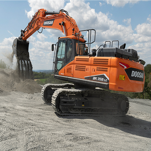 Precio bajo Excavadoras sobre orugas Doosan casi nuevas y usadas de segunda mano disponibles en stock para la venta - Product Image 1