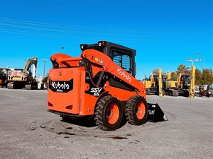 ซื้อรถตักล้อยาง KUBOTA SSV65PHFRC ปี 2023 พร้อมมอเตอร์แบริ่งแรงดันสูง ชิ้นส่วนหลักแข็งแรง ได้รับการรับรองคุณภาพพรีเมียม ผ่านการทดสอบแล้ว - Product Image 5