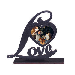 Siyah ahşap Love çerçeve 29x25ซม - Product Image 1
