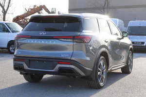 Infiniti QX60 Luxe 2024 d'occasion en bon état - Product Image 5