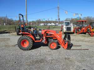 2019 pour tracteur compact Kubota B2650 Performance puissante 4WD avec moteur de pompe à composants de noyau de cadre polyvalent - Product Image 2