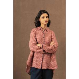 Camisa DVE DEVESHI Tejida a Mano 100% Lino con Patrón a Cuadros Carmesí - Product Image 4