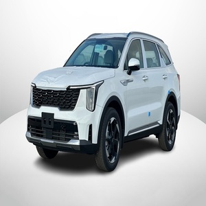 Kia Sorento 2025, options intermédiaires, 4 roues motrices, 2,5 L, 4 cylindres, essence, automatique, SUV/Crossover - Product Image 3