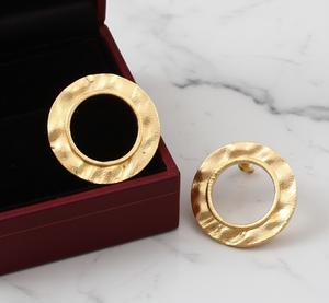 Boucles d'oreilles pendantes texturées martelées en argent sterling 925 de haute qualité, plaquées or, bijoux tendance pour les fêtes - Product Image 5