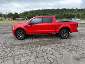 Paquete de Mejora 2022 F-150 XLT R0ush 4x4, Supercargador Stage 2, Motor V8 de 5.0 Litros, Tracción en las 4 Ruedas, Color Rojo Competición - Product Image 3