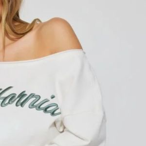 เสื้อกันหนาวเปิดไหล่ทำจากผ้าวูลเป็นมิตรกับสิ่งแวดล้อมเสื้อขนสัตว์แบบเปิดไหล่สำหรับใส่ในชมรมมหาวิทยาลัย - Product Image 5