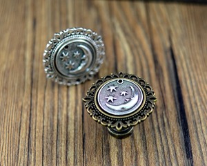 Perilla de Metal redonda inspirada en la luna y la estrella, mango decorativo Vintage perfecto para dormitorio, sala de estar y uso en la cocina de la India - Product Image 2
