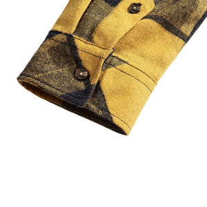 Camisa de franela para actividades al aire libre en patrón a cuadros amarillo y negro con características de camisa de equipo de protección Premium - Product Image 5